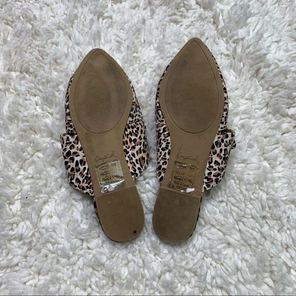 Qupid Cheetah Print Slip On Bow Detail Mules - Picture 6 of 7